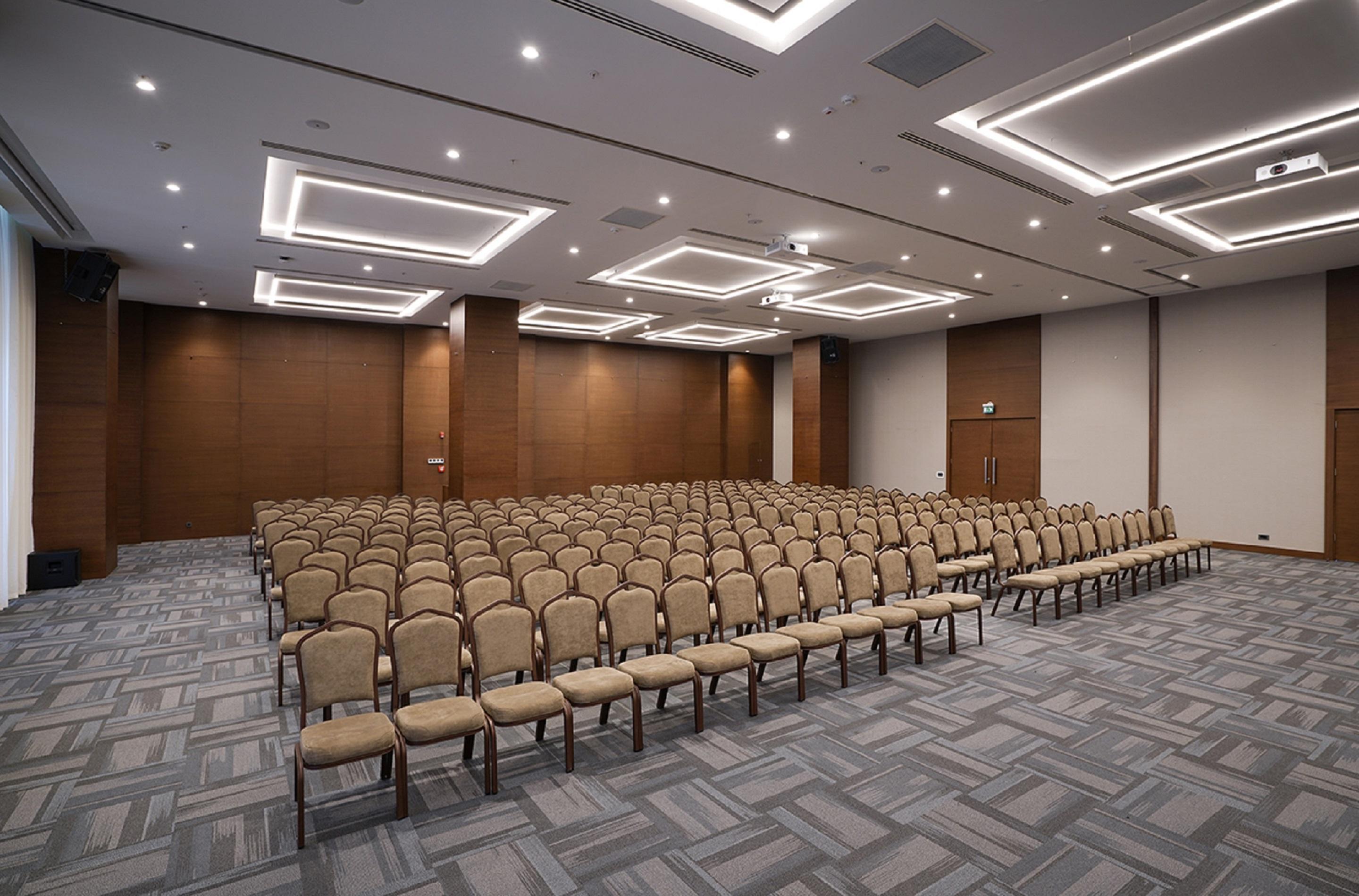 Otel Radisson Blu Cankaya 5*
