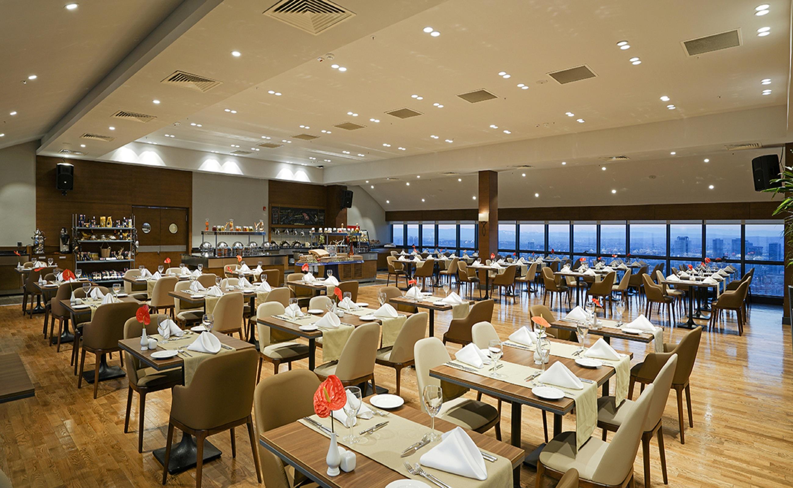 Otel Radisson Blu Cankaya 5*
